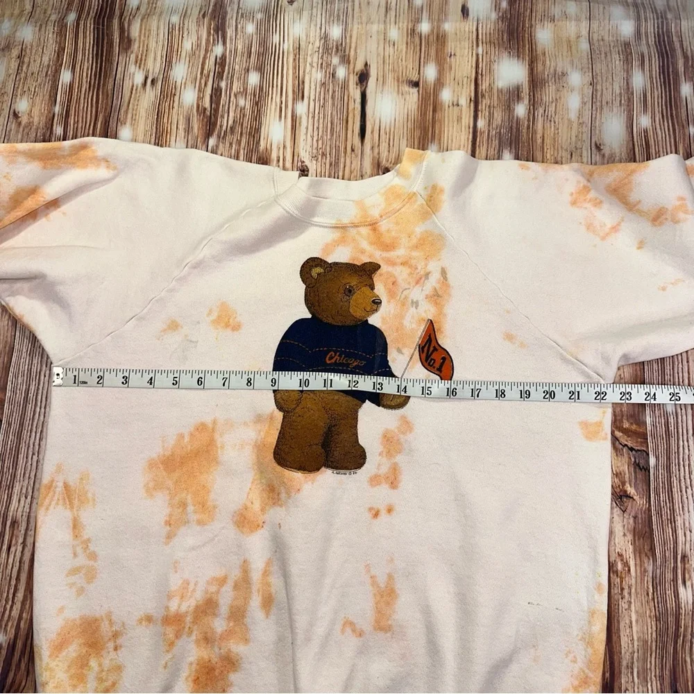 Vintage 1986 Screen Stars Bear Graphic Crewneck Sweater - Cream and Orange XL